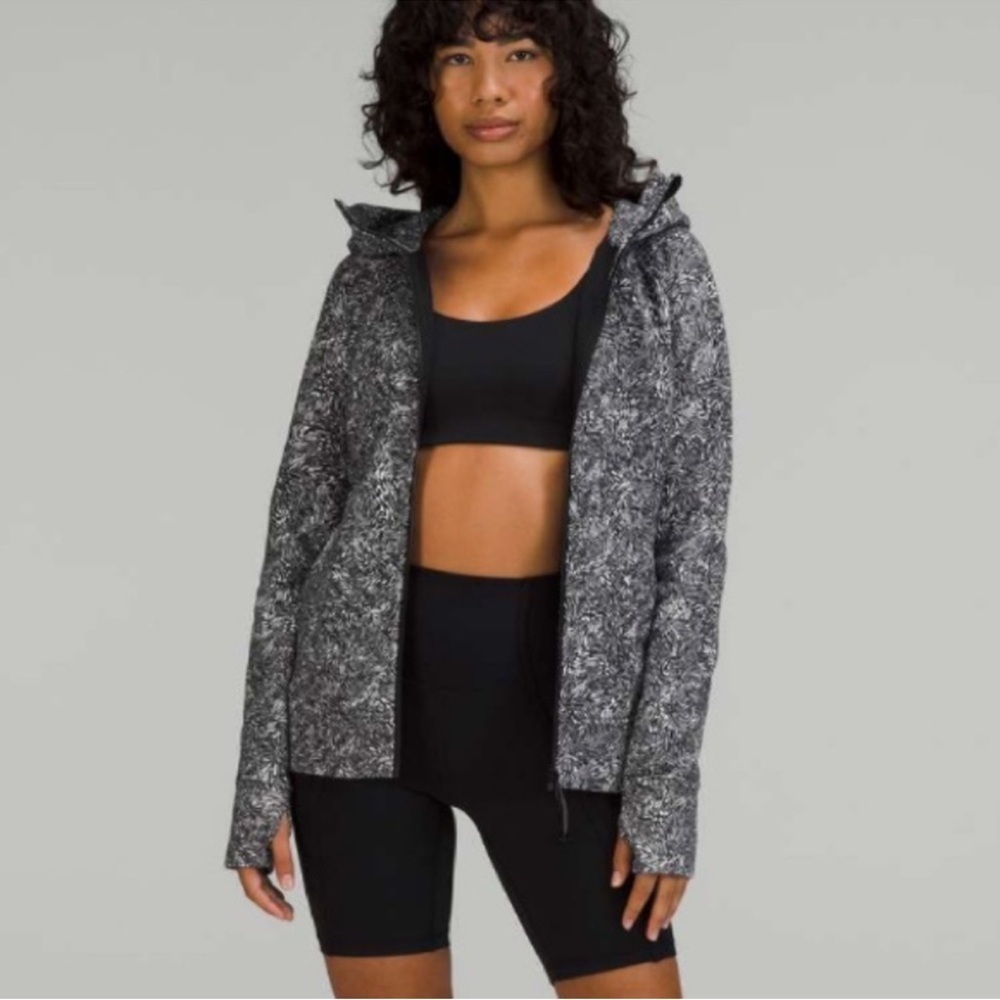 Lululemon Scuba Full-Zip Hoodie Offbeat Alpine White Black Jacket